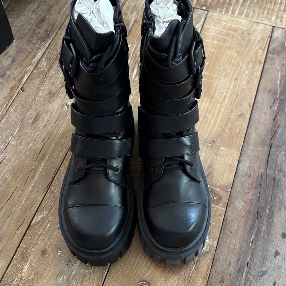Current Mood Matte Buckke Strap Chunky Combat Boots - NIB - Picture 7 of 10